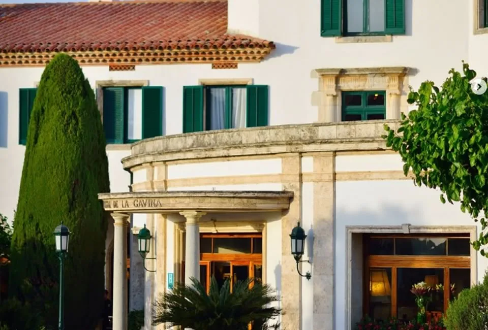 Associació Veïns Paratge Sant Pol-S'Agaró - Notícies - Noves empreses Associades - La Gavina